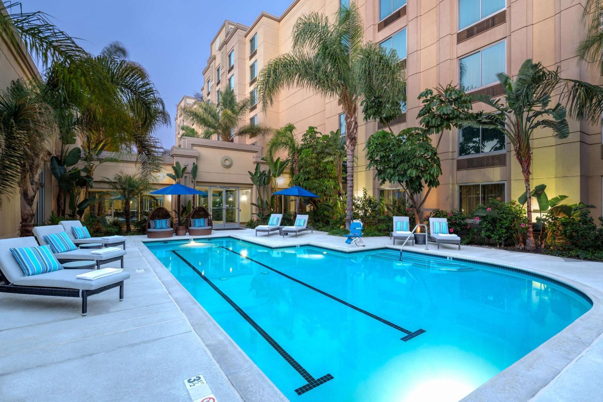 Doubletree By Hilton Los Angeles/Commerce Exterior foto